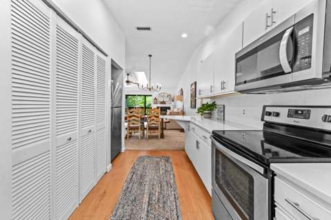 8259 SE Croft Circle #L-7, Hobe Sound FL - photo 11 of 37