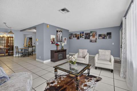 5337 Belleville Road, West Palm Beach FL - photo 12 of 77