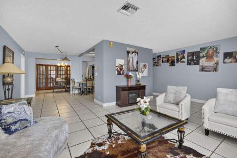 5337 Belleville Road, West Palm Beach FL - photo 13 of 77