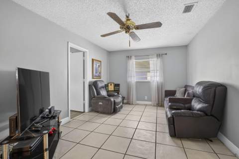 5337 Belleville Road, West Palm Beach FL - photo 15 of 77