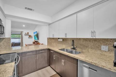 9879 NW 16th Court, Pembroke Pines FL - photo 9 of 28