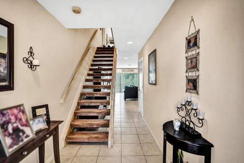 4941 Riverside Drive, Coral Springs FL - photo 10 of 25