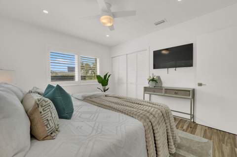 1321 Cordova Road, Fort Lauderdale FL - photo 18 of 48