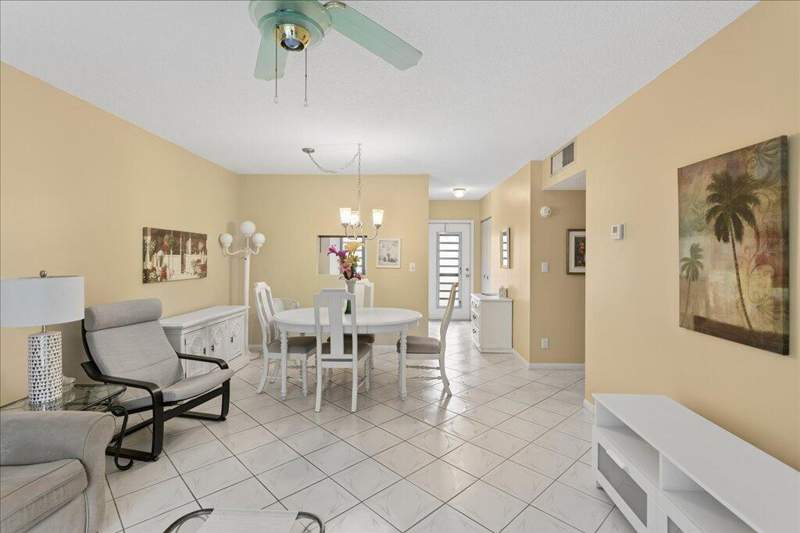 2 bedroom Condominium at 4321 NW 16th Street #C202, Camelot Hall Condo, Lauderhill — photo 3