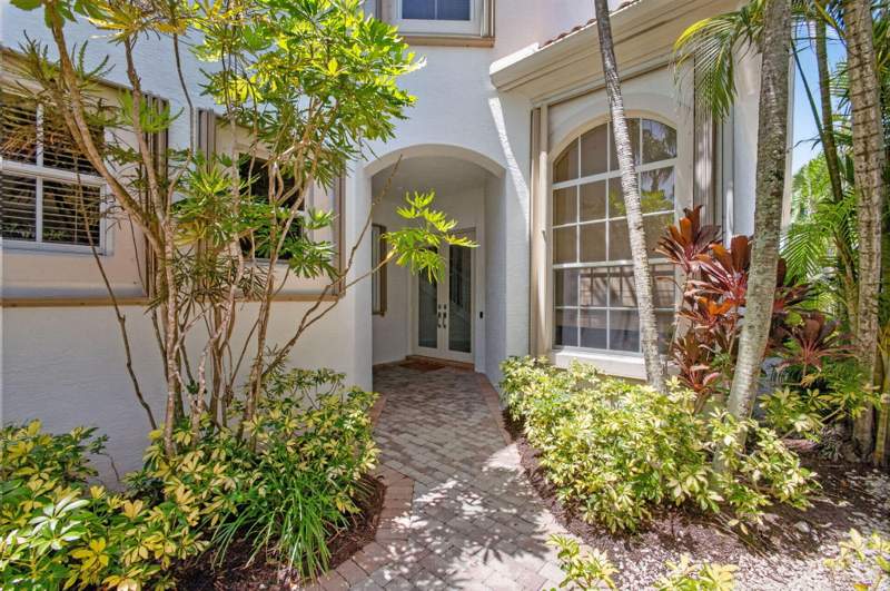 4 bedroom Single Family Residence at 219 Andalusia Drive, Mirasol Par 20, Palm Beach Gardens — photo 3