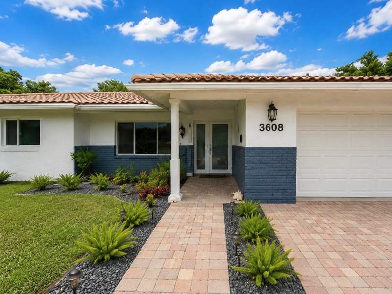 3 bedroom Single Family Residence at 3608 NW 82nd Avenue, Coral Springs II, Coral Springs — photo 2