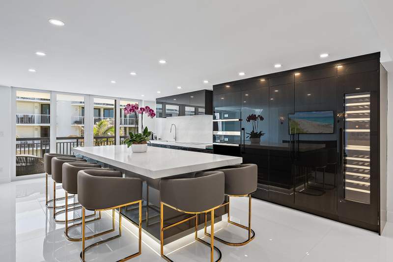 2 bedroom Condominium at 3140 S Ocean Boulevard #502S, Carlton Place Condo, Palm Beach — photo 3