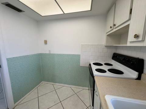 2885 Crosley Drive #A, West Palm Beach FL - photo 10 of 53