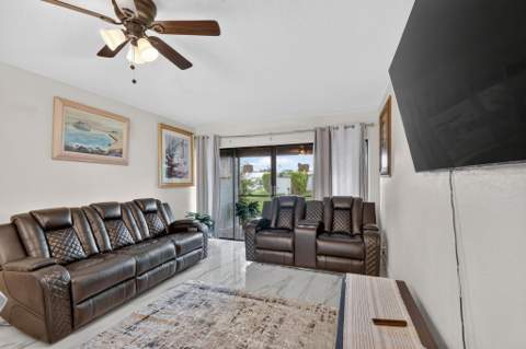 2101 W Woolbright Road #J107, Boynton Beach FL - photo 14 of 47