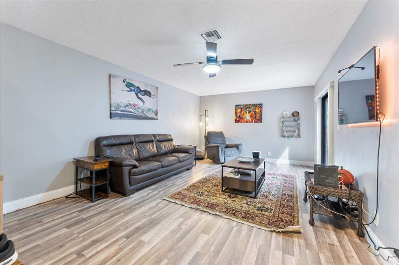 3 bedroom Townhouse at 2562 NW 99th Avenue, Parkside, Coral Springs — photo 3