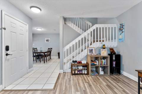 2562 NW 99th Avenue, Coral Springs FL - photo 7 of 35