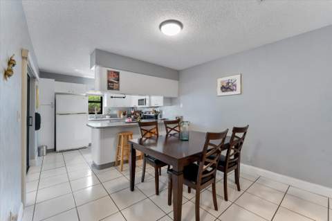 2562 NW 99th Avenue, Coral Springs FL - photo 8 of 35