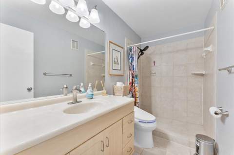 2562 NW 99th Avenue, Coral Springs FL - photo 22 of 35