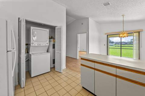 57 Via De Casas Norte, Boynton Beach FL - photo 17 of 29
