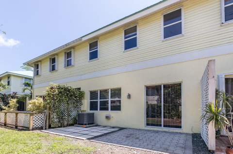 117 Barefoot Cove, Hypoluxo FL - photo 9 of 14