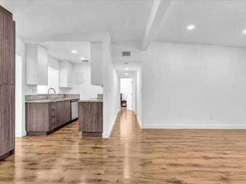 5232 NE 19th Avenue, Pompano Beach FL - photo 16 of 59