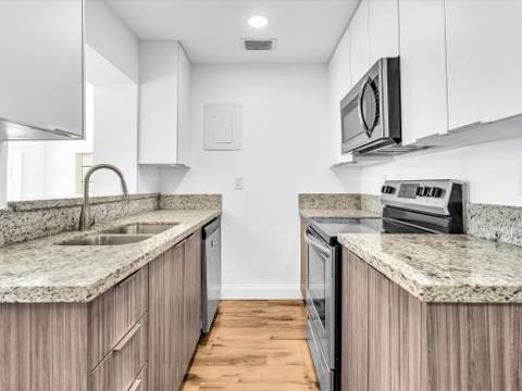 5232 NE 19th Avenue, Pompano Beach FL - photo 20 of 59