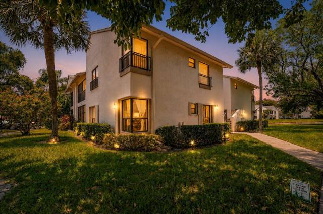 3729 NW 35th Street