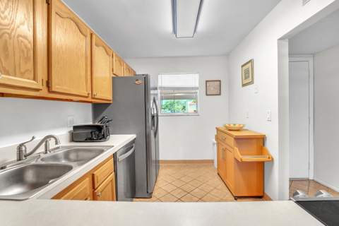 210 Lake Evelyn Drive, West Palm Beach FL - photo 15 of 57