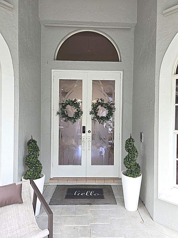 4 bedroom Single Family Residence at 1811 Eagle Trace Boulevard, Fairways At Eagle Trace, Coral Springs — photo 2