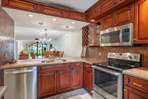 701 Seafarer Circle #103, Jupiter FL - photo 8 of 73