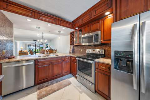 701 Seafarer Circle #103, Jupiter FL - photo 7 of 73