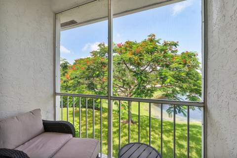 5208 Lake Catalina Drive #D, Boca Raton FL - photo 17 of 28