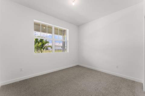 10952 SW Orana Drive, Port St. Lucie FL - photo 9 of 10