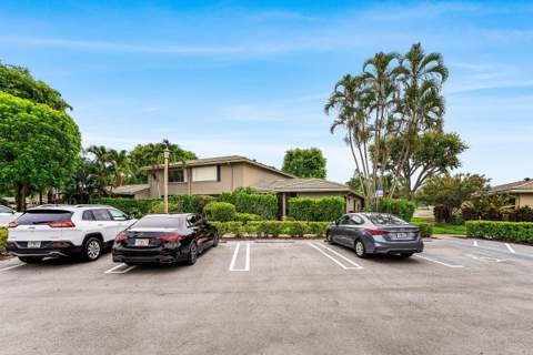 1 Stratford Drive #D, Boynton Beach FL - photo 24 of 50