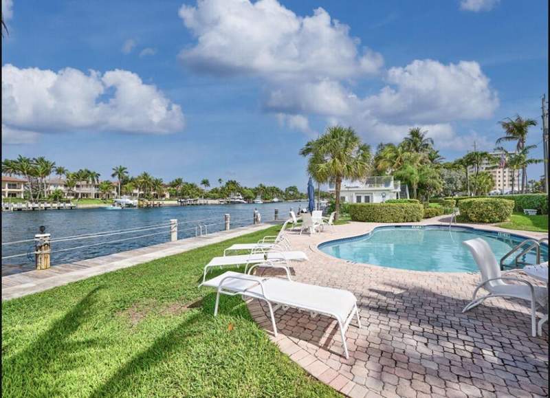 1 bedroom Stock Cooperative at 1043 Hillsboro Mile #21C, Hillsboro Mile Ocean Apts Sec 2, Hillsboro Beach — photo 5