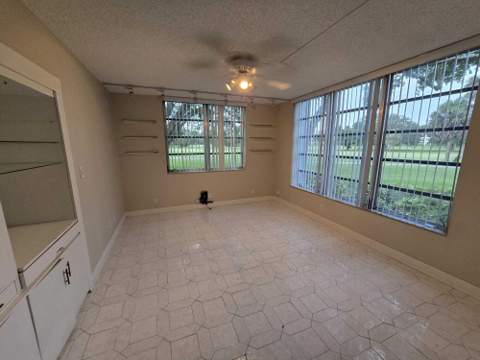 3800 Oaks Clubhouse Drive #112, Pompano Beach FL - photo 14 of 50