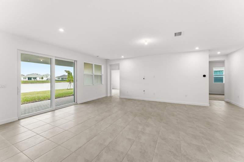 3 bedroom Single Family Residence at 10953 SW Orana Drive, Cadence Wg5D Phase 1 — photo 5