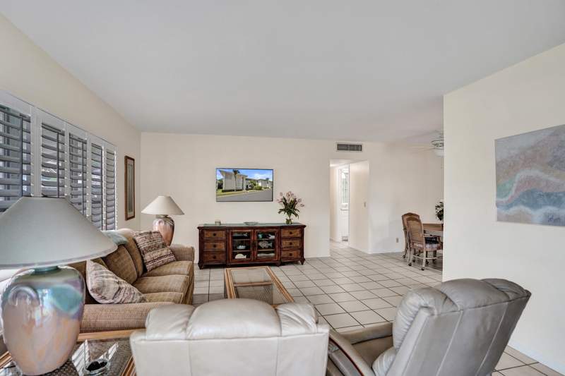 2 bedroom Condominium at 4501 S Ocean Boulevard #B3, South Palm Beach Villas Condo, South Palm Beach — photo 5