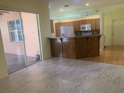 2215 Hypoluxo Road, Lake Worth FL - photo 14 of 59