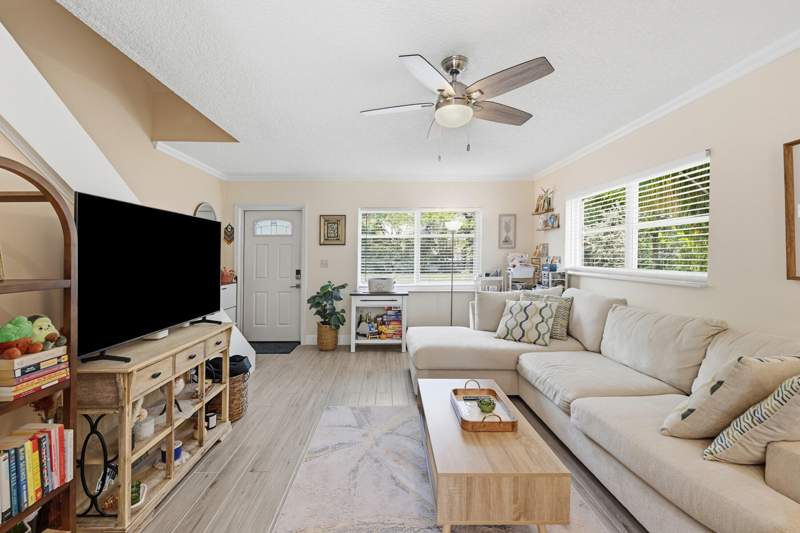 2 bedroom Townhouse at 47 NE 20th Court #1H, Manor Grove Village Three Condo, Wilton Manors — photo 5