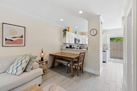 47 NE 20th Court #1H, Wilton Manors FL - photo 6 of 31