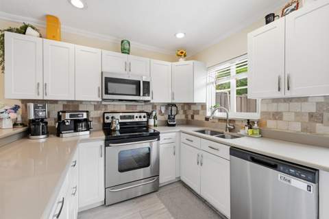 47 NE 20th Court #1H, Wilton Manors FL - photo 11 of 31