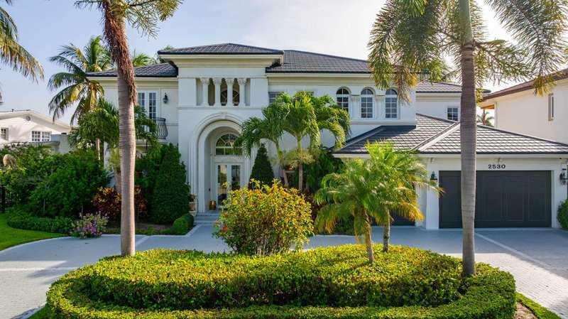 4 bedroom Single Family Residence at 2530 NE 31st Court, Lighthouse Point 5th Sec, Lighthouse Point — photo 1