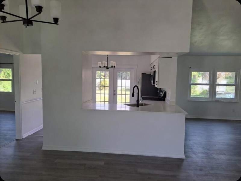 3 bedroom Single Family Residence at 1032 SW Mataro Avenue, Port St Lucie Section 15 — photo 2