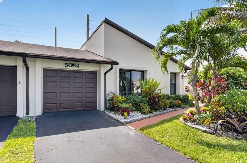 2 bedroom Villa at 5034 Minto Road, Mirror Lakes 1, Boynton Beach — photo 3