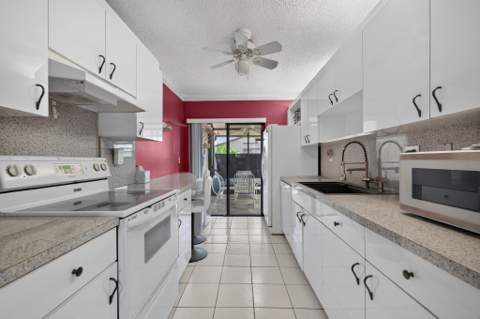 14127 Nesting Way #A, Delray Beach FL - photo 12 of 19
