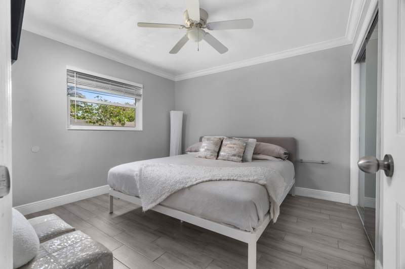 3 bedroom Single Family Residence at 3440 NE 10th Terrace, Cresthaven No 9 Replat, Pompano Beach — photo 4