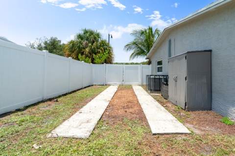 3440 NE 10th Terrace, Pompano Beach FL - photo 15 of 46