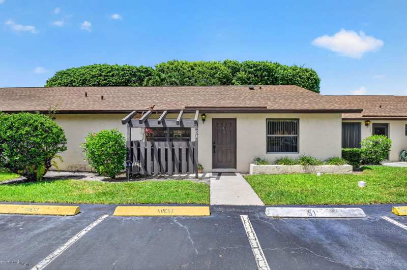 3 bedroom Villa at 51 Via De Casas Norte, Tradewinds At Dos Lagos Condo, Boynton Beach — photo 1