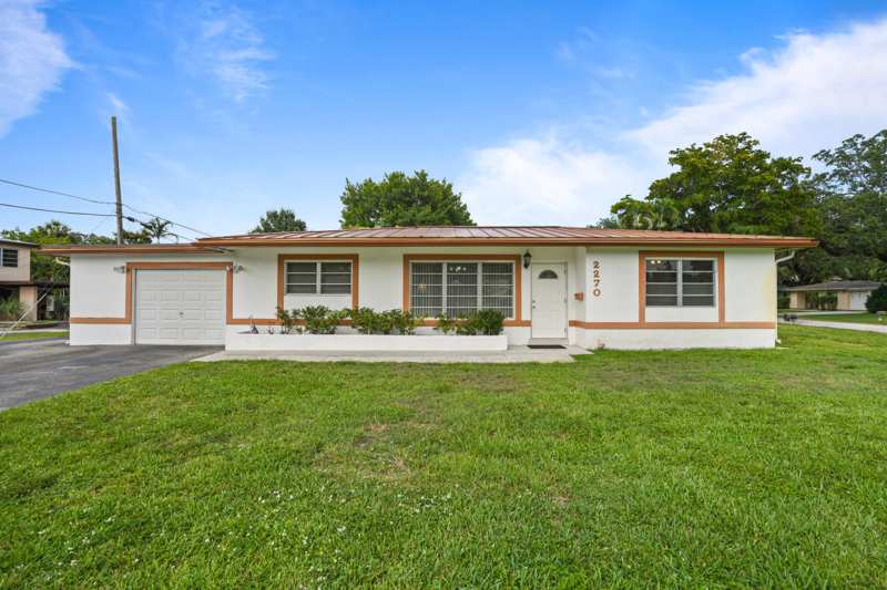 3 bedroom Single Family Residence at 2270 SW 30th Terrace, Stratoliner Estates, Fort Lauderdale — photo 1