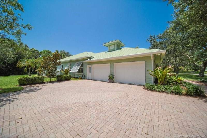 3 bedroom Single Family Residence at 98 SW Cassine Court, Windstone, Harbour Bluff, Rivers End, Palm City — photo 4