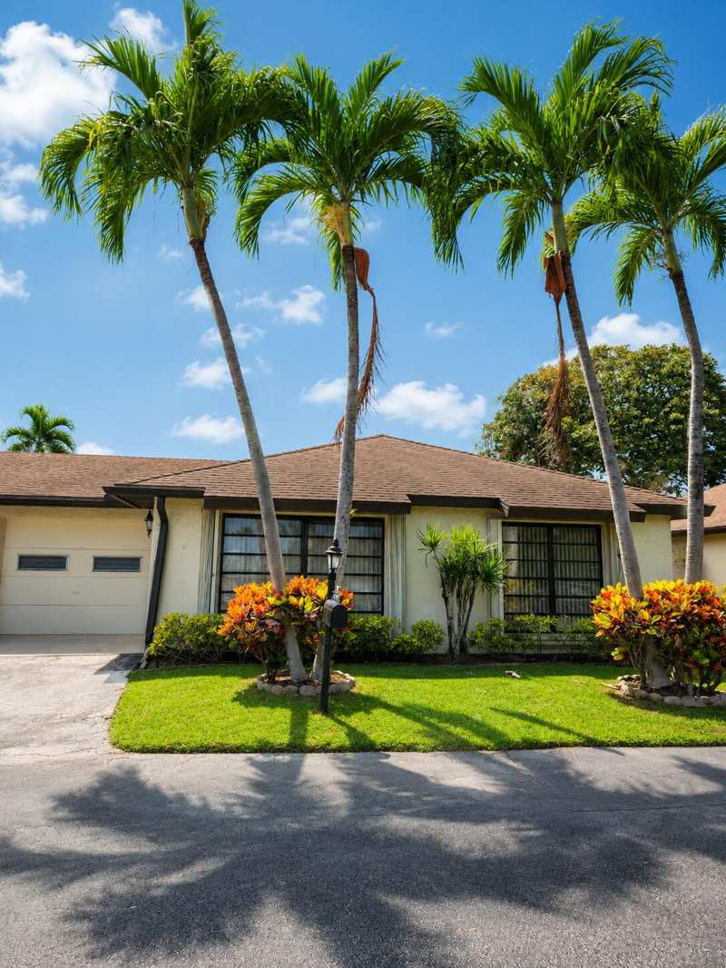 2 bedroom Villa at 4763 Storkwood Terrace #B, Greentree Villas Condo, Boynton Beach — photo 1