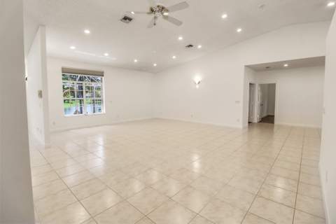 551 NW 108th Avenue, Plantation FL - photo 12 of 44