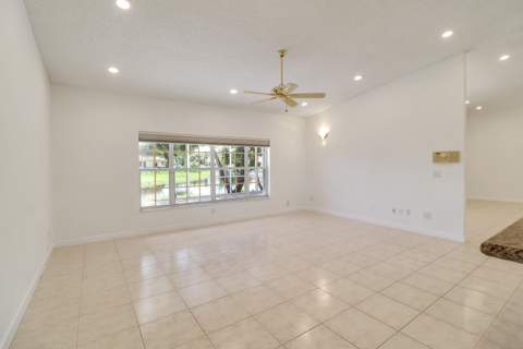 551 NW 108th Avenue, Plantation FL - photo 17 of 44