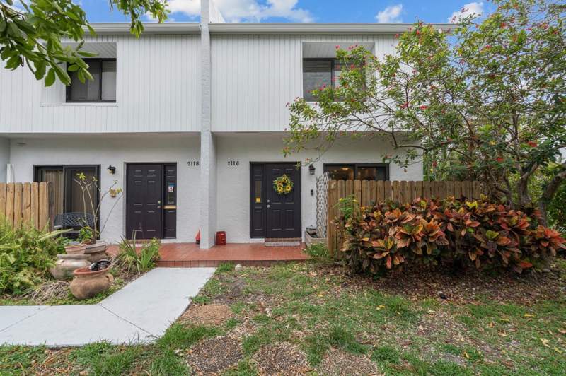 2 bedroom Townhouse at 2116 NE 44th Street, Townhomes Of Lighthouse Point, Lighthouse Point — photo 3